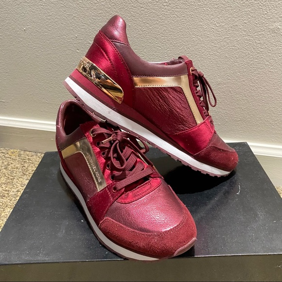 Stylish Michael Kors sneakers (like new!!) - Picture 3 of 8